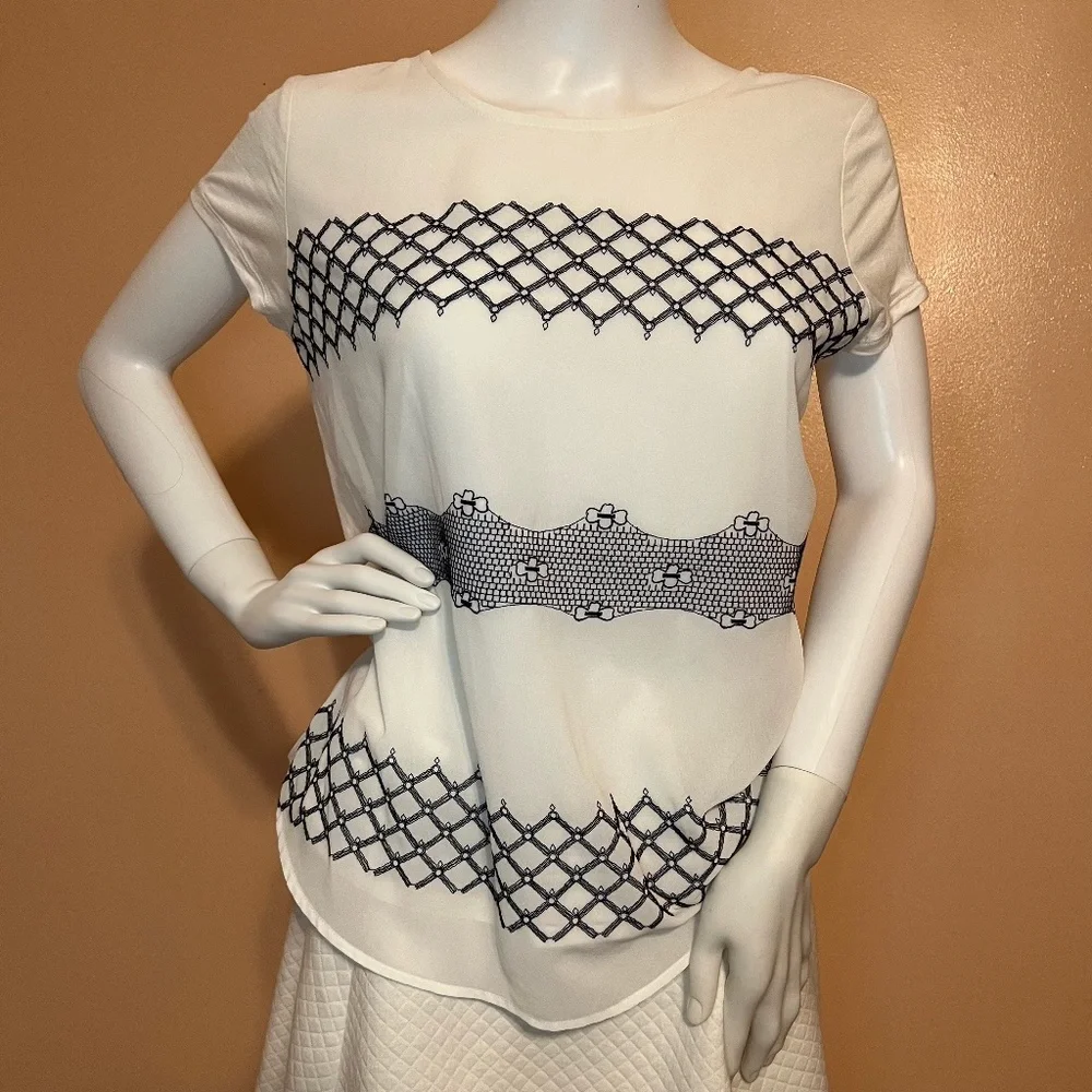 Ann Taylor Embroidered Blouse - Picture 1 of 7